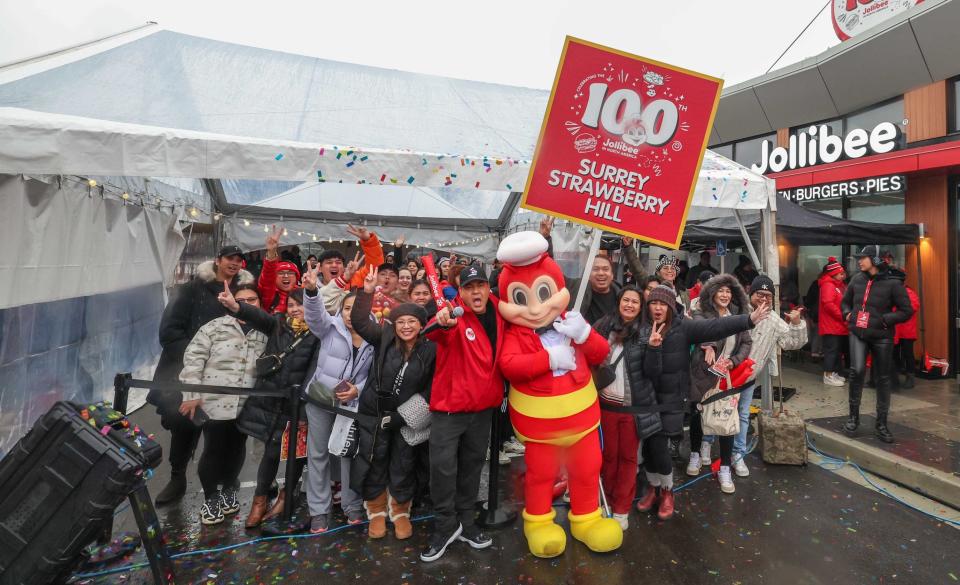 Sustainable growth. Jollibee is now present in 17 countries with 1,668 stores – and the number is growing. The latest milestone opening in Canada is the brand's 100th store in North America and part of the Jollibee Group's aggressive growth plans for 2024.