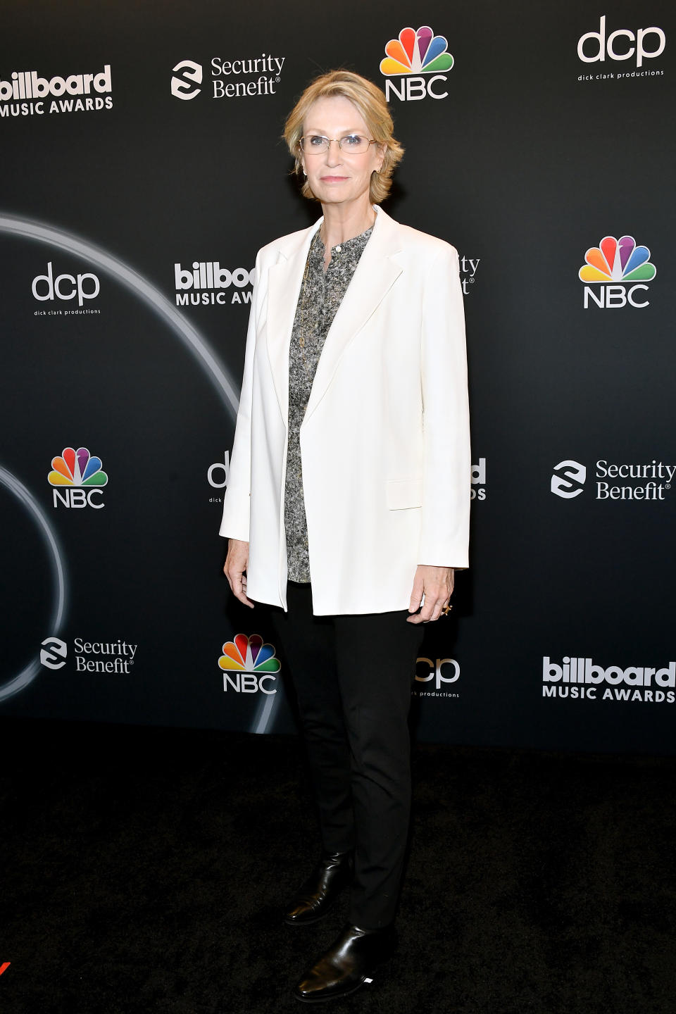 HOLLYWOOD, CALIFORNIA - OCTOBER 14: In this image released on October 14, Jane Lynch poses backstage at the 2020 Billboard Music Awards, broadcast on October 14, 2020 at the Dolby Theatre in Los Angeles, CA. (Photo by Amy Sussman/BBMA2020/Getty Images for dcp )