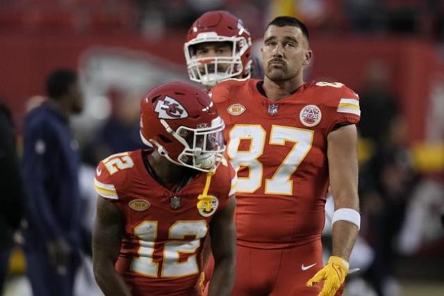 Travis Kelce has his first-ever four-touchdown game for Kansas City