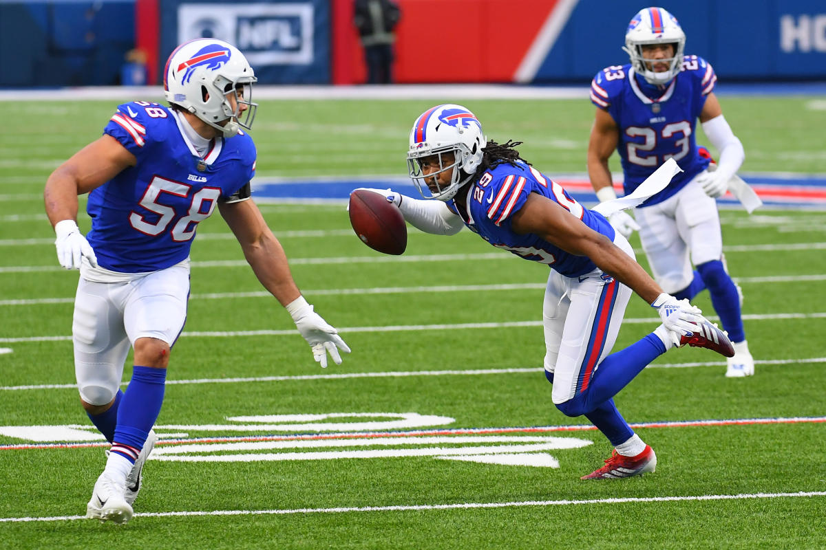 Bills' Jerry Hughes relies on 'running back instincts' to score defensive  touchdown