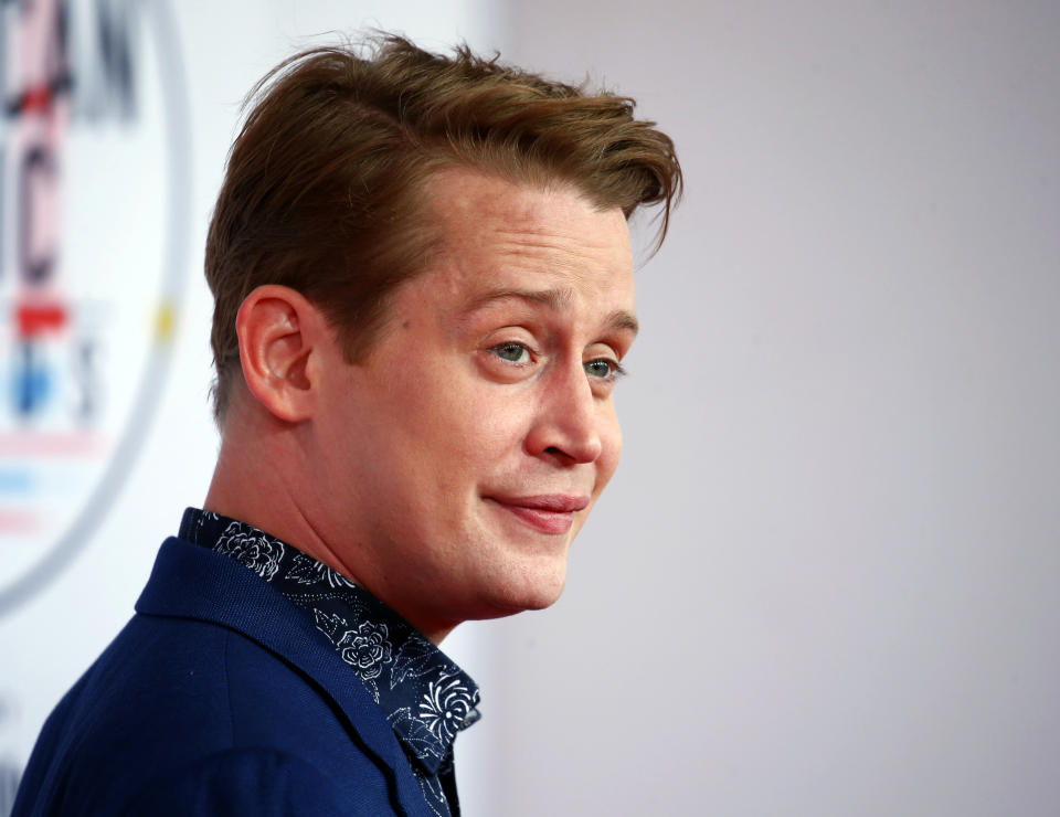 2018 American Music Awards – Arrivals – Los Angeles, California, U.S., 09/10/2018 – Macaulay Culkin poses. REUTERS/Mike Blake