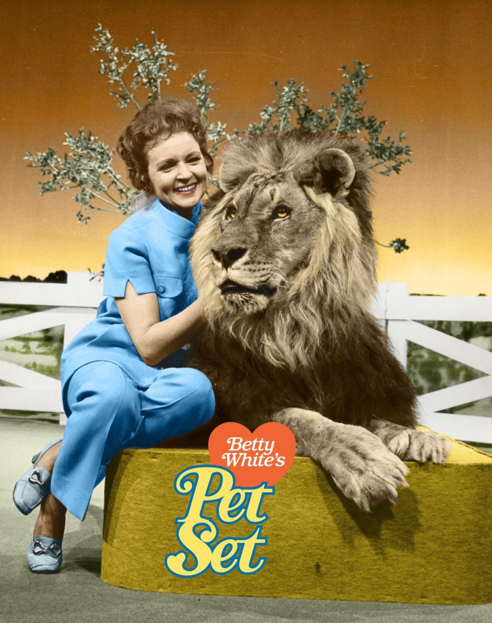 Betty White and her lion friend on <em>The Pet Set</em>