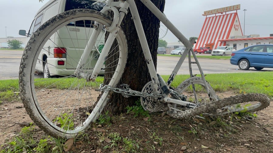 Merry “Cookie” Daye’s bike is one of several vandalized or stolen. (KXAN Photo/Kelsey Thompson)