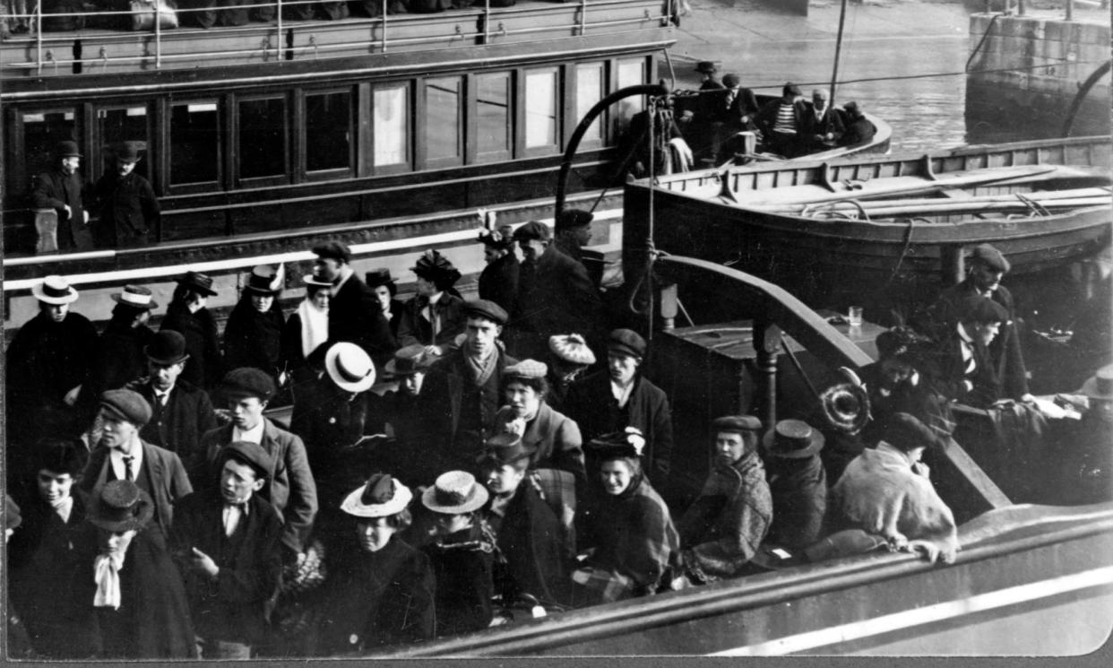 <span>Irish emigrants on board a ship sailing to the US in 1903.</span><span>Photograph: Everett Collection/Shutterstock</span>