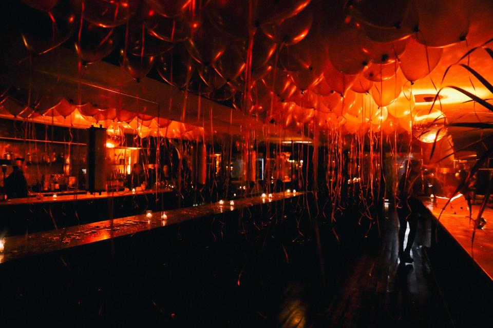 Our third venue, Omar’s, was the perfect place for our after-party. My vision for this part of the night was clear: hundreds of balloons, tequila shots everywhere, and <em>lots</em> of dancing.