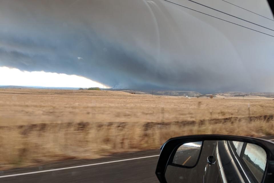 Smoke pours from the Wildfires over California (Ben Colbeck)