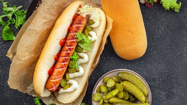 Crosshatched hot dog with toppings