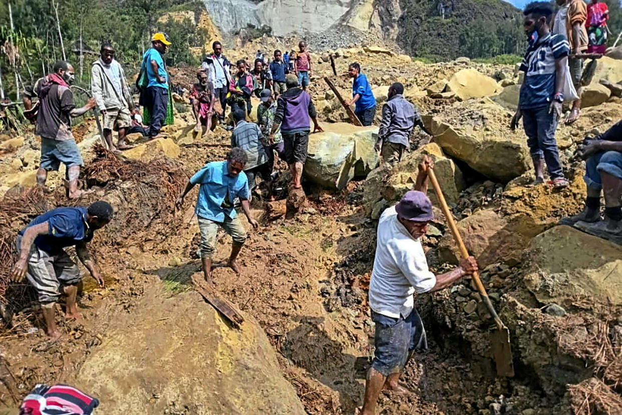 La catastrophe naturelle a pris de cours les habitants d'un village qui ont été ensevelis sous des amas de boue et de gravats pendant leur sommeil.  - Credit:Mohamud Omer/AP/SIPA / SIPA / Mohamud Omer/AP/SIPA