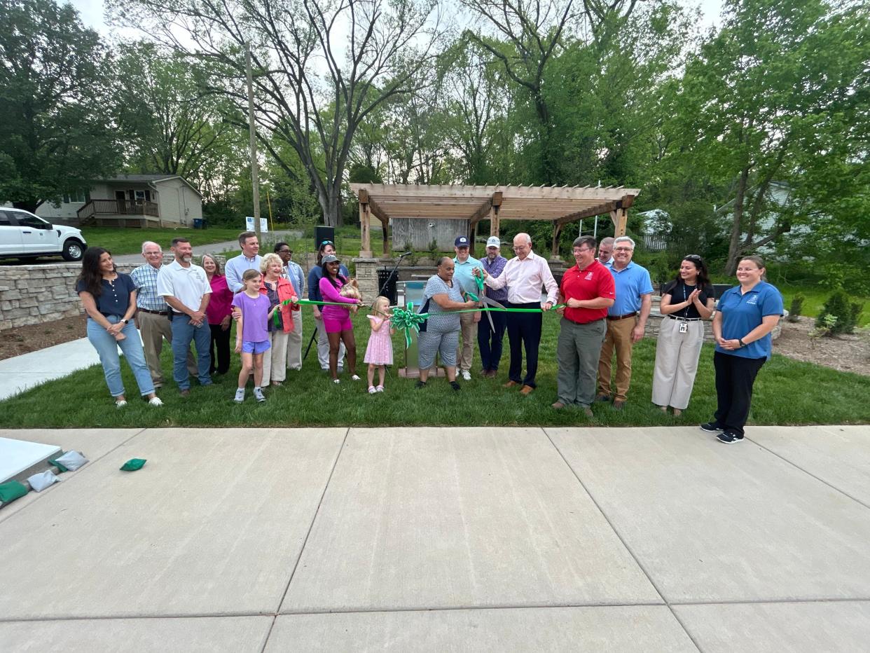 City Officials cut the ribbon and opened the second neighborhood park to be built on the Franklin flood plain