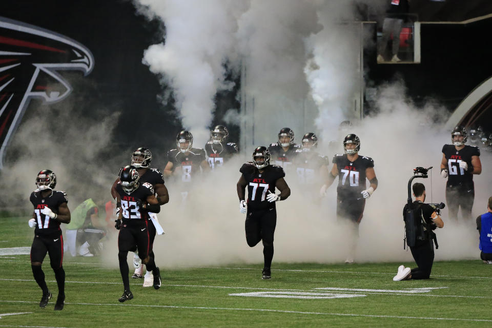ATLANTA, GA - OCTOBER 11:  The Atlanta Falcons take the field before the week 5 NFL game between the Atlanta Falcons and the Carolina Panthers at Mercedes-Benz Stadium on October 11, 2020 in Atlanta, Georgia.  (Photo by David J. Griffin/Icon Sportswire via Getty Images)