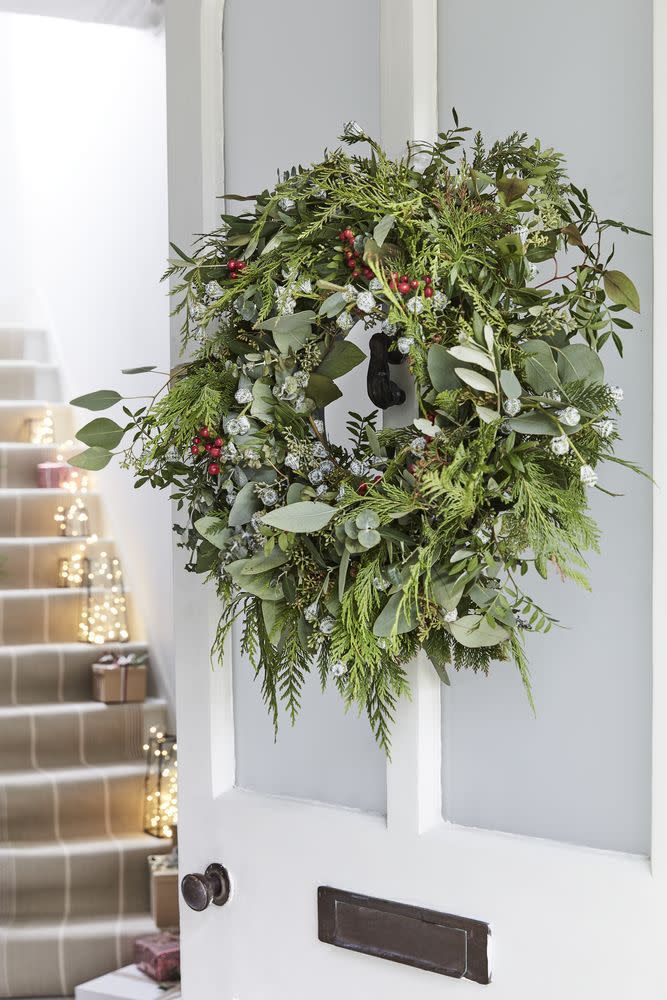 The common Christmas wreath hanging mistake we all make