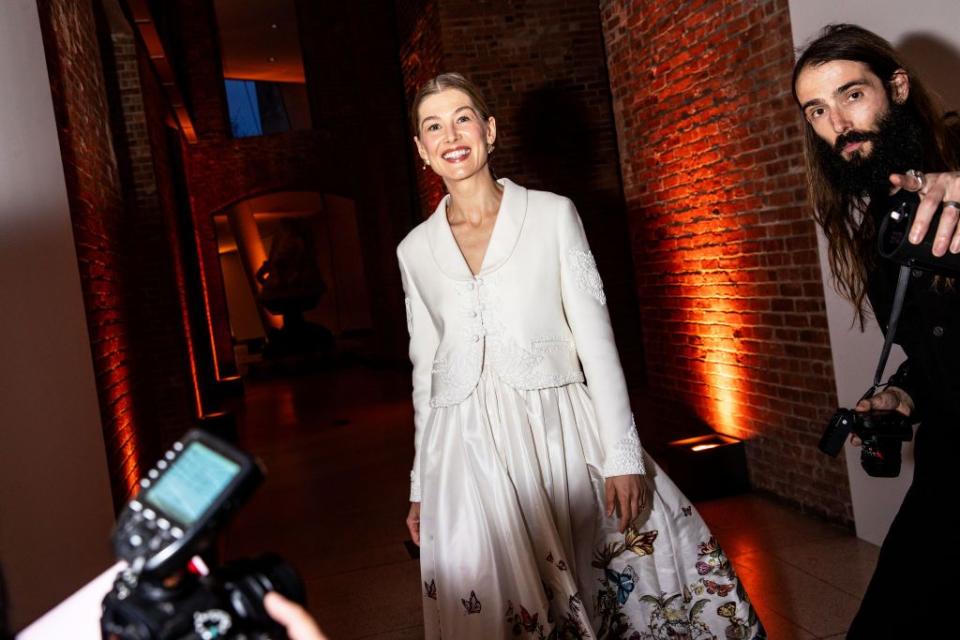 rosamund pike at brooklyn artists ball held at brooklyn museum on april 9, 2024 in new york, new york photo by lexie morelandwwd via getty images