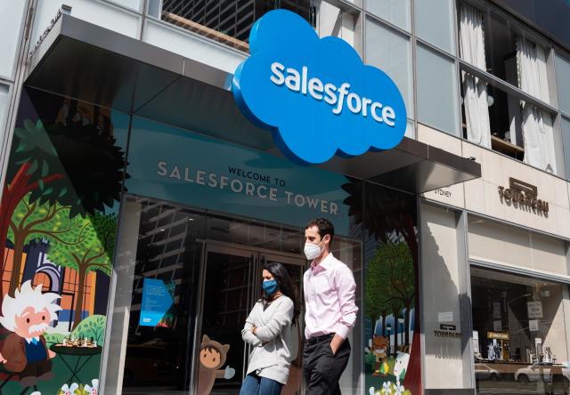 Salesforce Employee Discovers Job Loss While Washing Baby Bottles on Maternity Leave