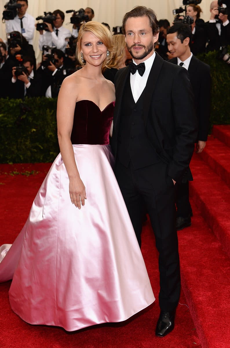 <h1 class="title">Claire Danes in Oscar de la Renta and Hugh Dancy in Prada</h1><cite class="credit">Photo: Getty Images</cite>