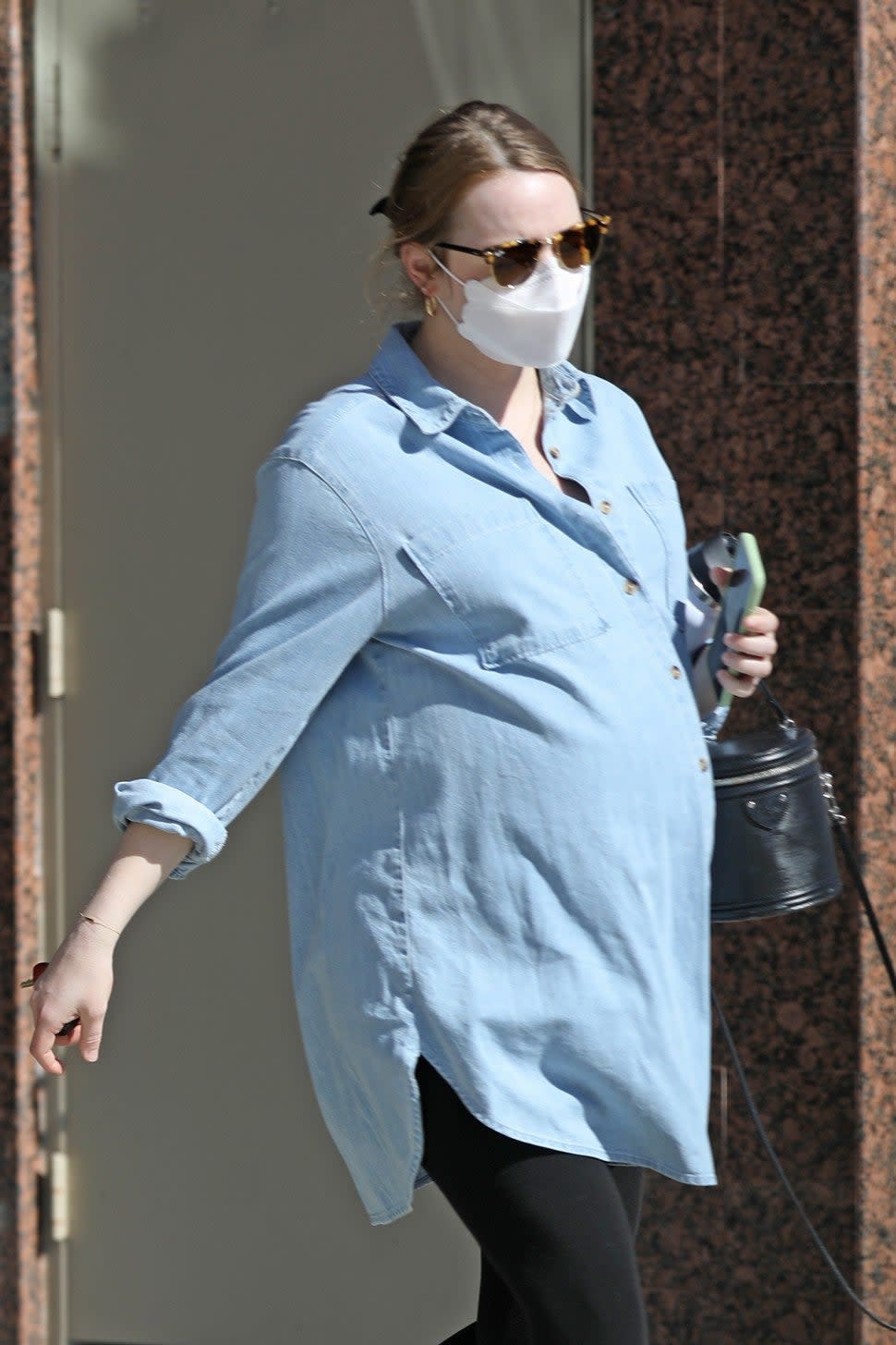 Emma Stone Errands Los Angeles