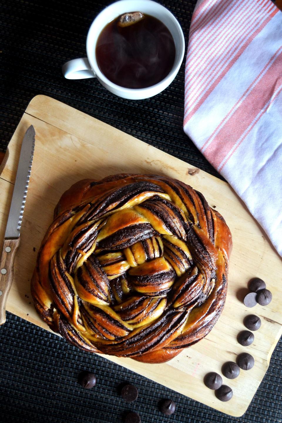 10 Seriously Cool Ways To Make Challah