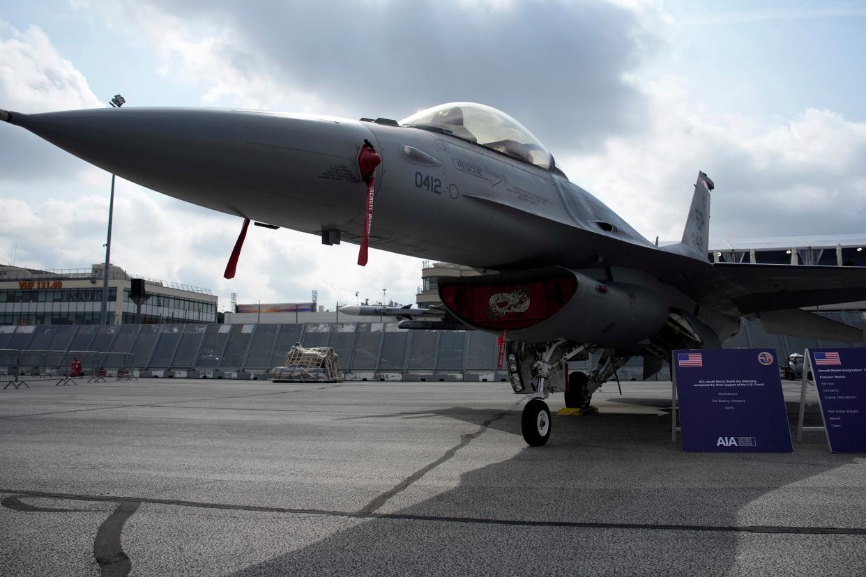 US Air Force F-16 fighter jet is on display during the Paris Air Show in Le Bourget (Copyright 2023 The Associated Press. All rights reserved.)