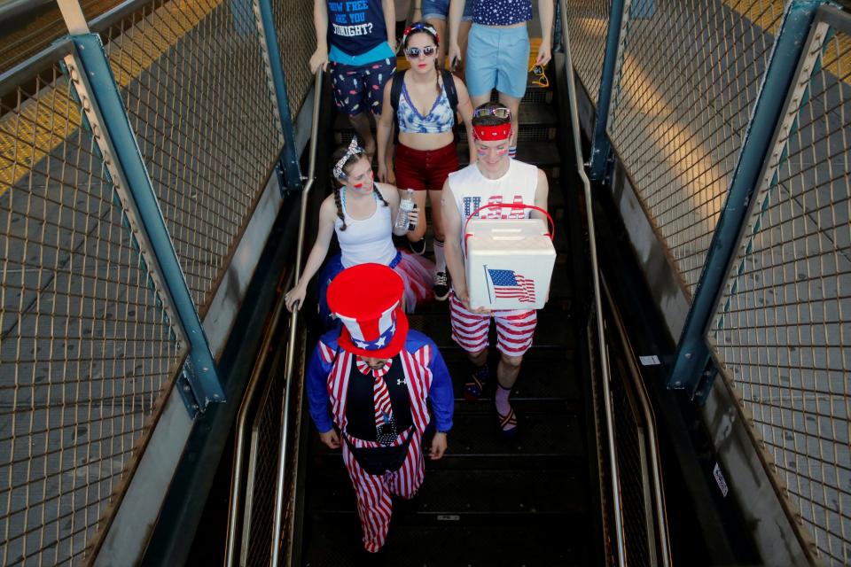 2016 Nathan's Famous 4th of July International Hot Dog Eating Contest