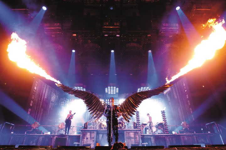 Rammstein wissen, wie sie ihre Fans vor Ungeduld platzen lassen: Nun veröffentlichte die Band erneut drei kurze Soundschnipsel mit vielversprechenden Riffs vom neuen Album.