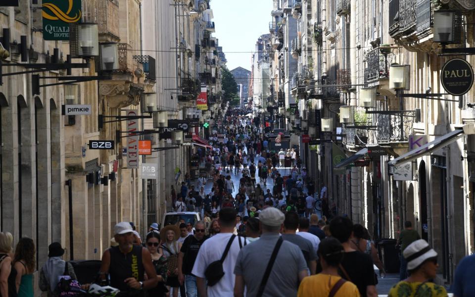 france shopping streets bordeaux