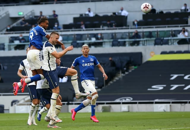 Dominic Calvert-Lewin scored the only goal with a header as Everton won at Tottenham