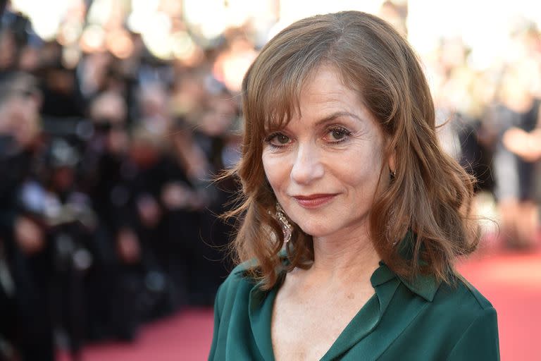 La actriz francesa, que apoyó el movimiento MeToo, esta de acuerdo con Deneuve en no "meter todos los problemas de la mujer en un mismo cesto"