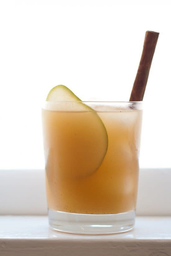 <strong>Get the <a href="http://cookieandkate.com/2011/holiday-cocktail-pear-and-resposado-tequila/" target="_blank">Pear Nectar with Reposado Tequila recipe </a>from Cookie + Kate</strong>