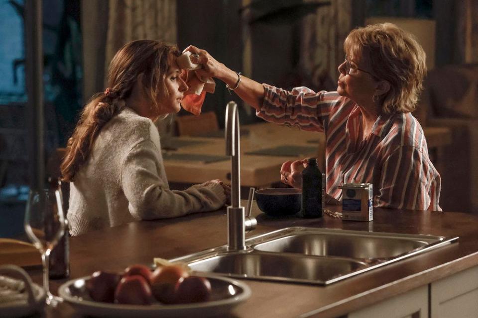 Georgia Flood as Savannah and Annette Bening as Joy in "Apples Never Fall."