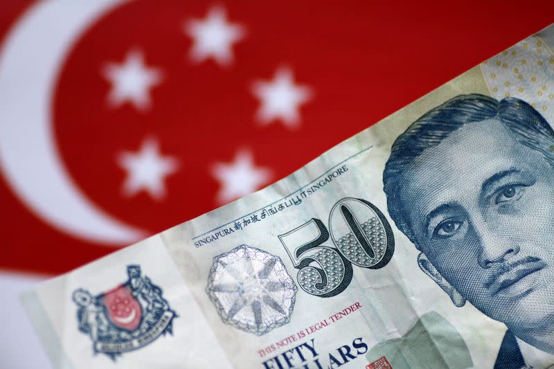 Illustration photo of a Singapore dollar note