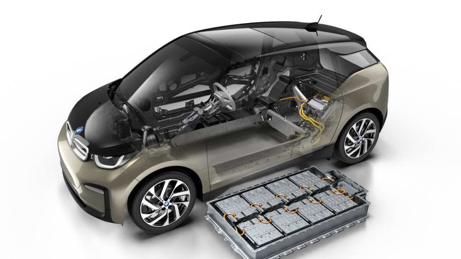 BMW當初要把電池裝在i3/i3s車上可說費盡心思，在與原本同尺寸相同情況下再提升電池容量。