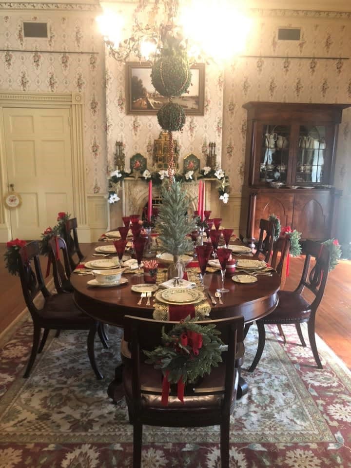 The dining room decorated by Ron Beatty, owner of Designs by Ron of Richmond, at Centre Hill Museum's 2022 Holiday Showcase in Petersburg, Va.