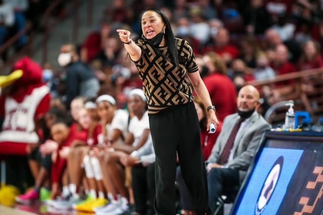 Top-ranked South Carolina stayed in the locker room for national anthem  before Final Four win creating social media buzz 