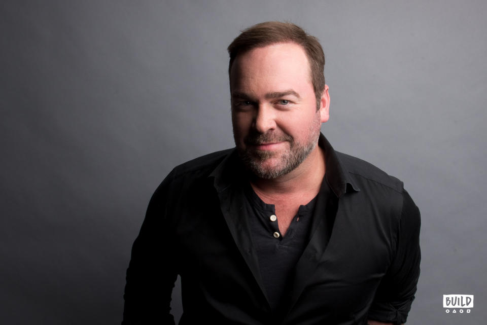 Lee Brice visits BUILD Studio on October 23rd, 2018. (Photo: Mike Pont)