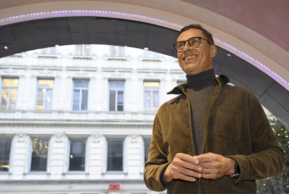 National Coalition Party (NCP) presidential candidate Alexander Stubb campaigns in Helsinki, Finland, Thursday, Jan. 11, 2024. The first round of the Finnish presidential election will take place on January 28. (Vesa Moilanen/Lehtikuva via AP)