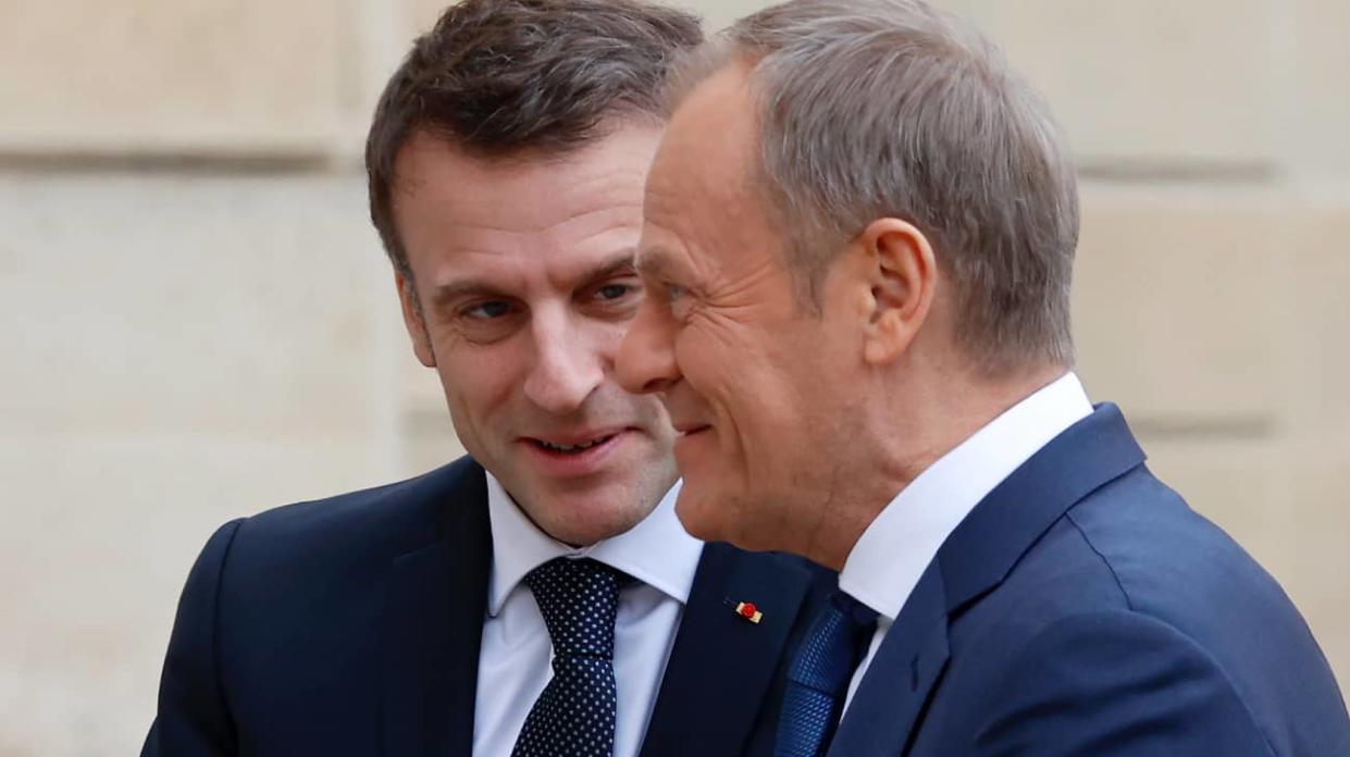 Donald Tusk and Emmanuel Macron. Stock photo: Getty Images