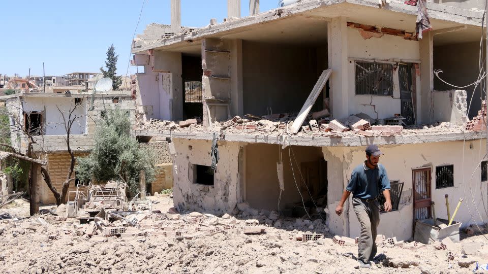 Rubble is seen after reported strikes by the Assad regime in Daraa, Syria on June 7, 2017. - Muhammed Yusuf/Anadolu Agency/Getty Images