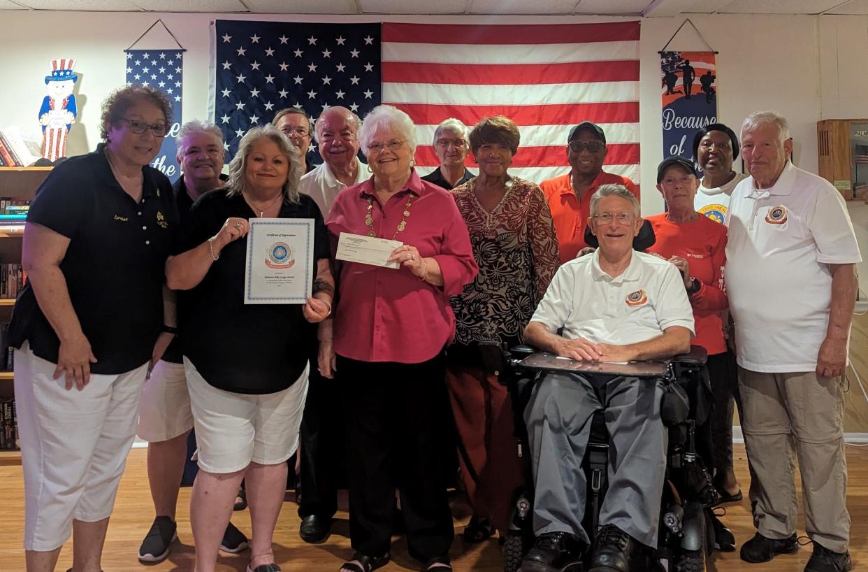 The Palmetto Elks Lodge presented a check to Palmetto Mayor Shirley Bryant after recently raising $2,500 to support five Palmetto food agencies participating in the Mayors’ Feed the Hungry Program. The MFTHP has been serving families throughout Manatee and Sarasota counties since 1987 and is sponsored by all nine mayors and each county commission. For information, visit mayorsfeedthehungry.org or e-mail info@mayorsfeedthehungry.org.