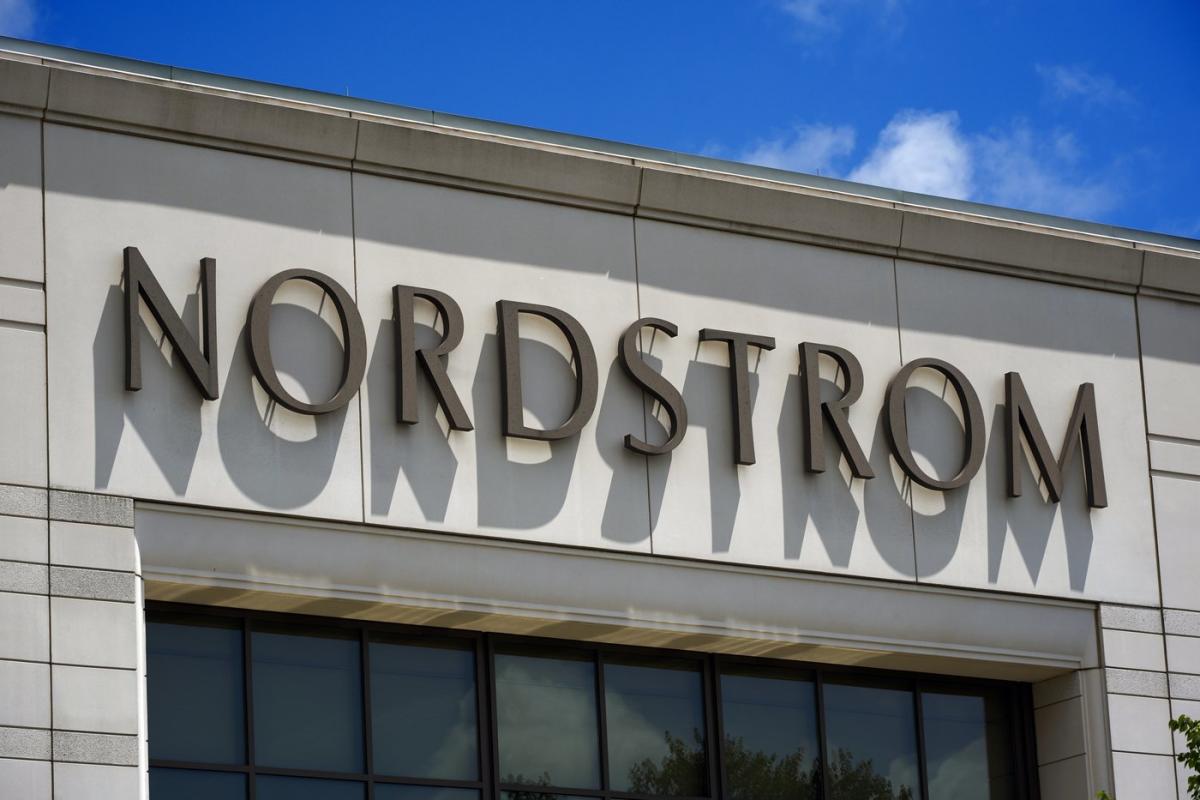 Nordstrom family offers to take department store private for .76 billion with Mexican retail group