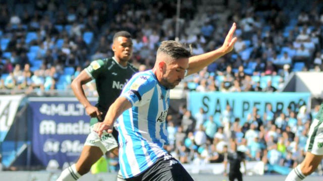 Racing no se detiene: goleó a Sarmiento para continuar imparable