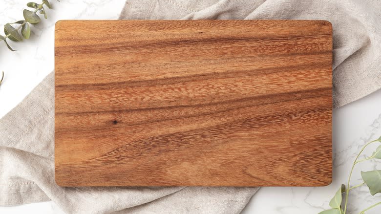 Wooden cutting board