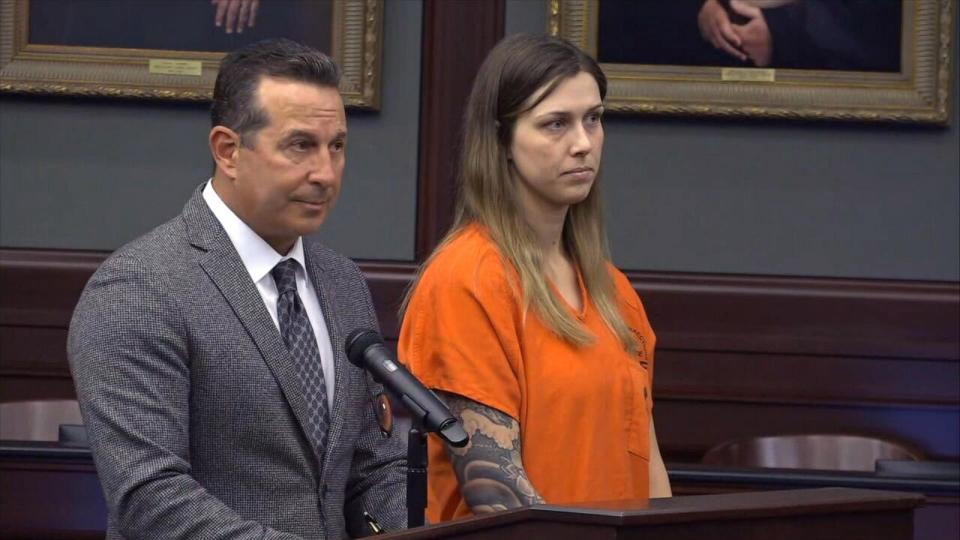 PHOTO: Shanna Gardner, right, appears in court with her attorney, Jose Baez, in Jacksonville, Florida, on Nov. 3, 2023. (WJXX)