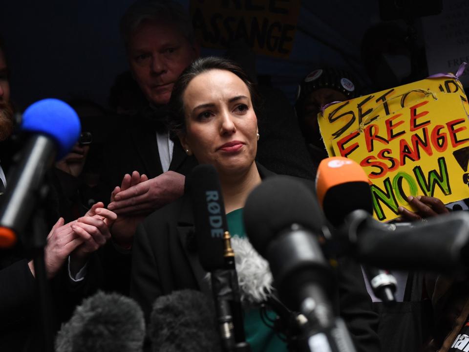 Julian Assange’s girlfriend Stella Moris speaks to the media outside the Old Bailey on January 4, 2021Chris J Ratcliffe/Getty Images