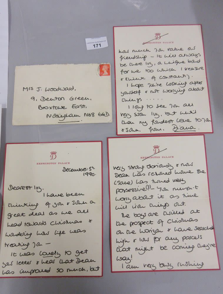 Princess Diana Christmas letter up for auction. | LawrencesAuctioneers/BNPS