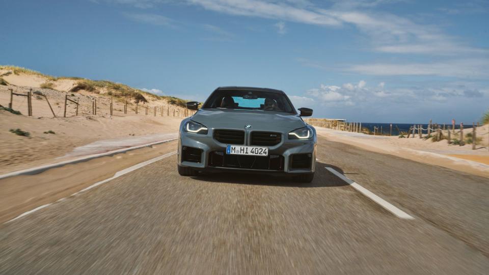 2025 bmw m2