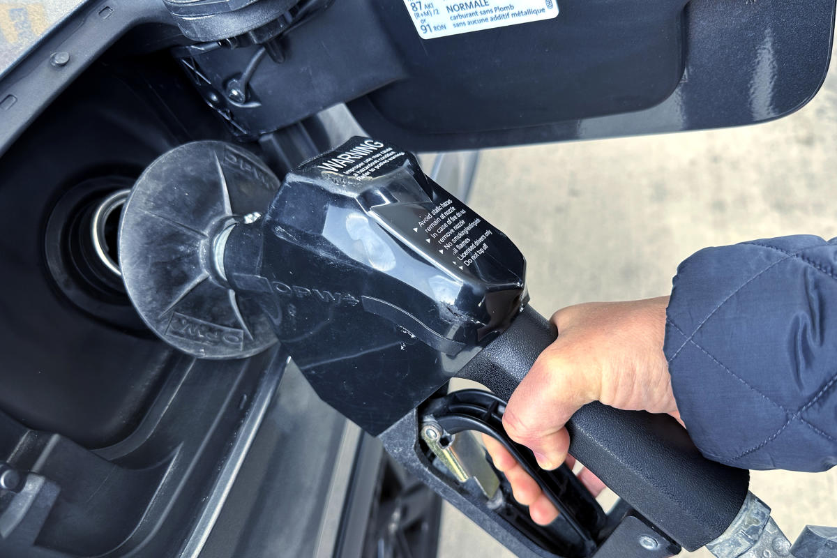 Consumers brace for higher prices at the pump as gas demand rises