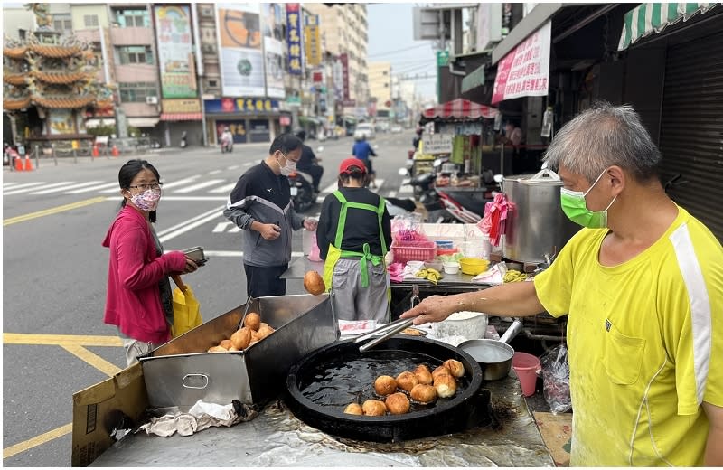 台南｜大灣廣護宮前煎包