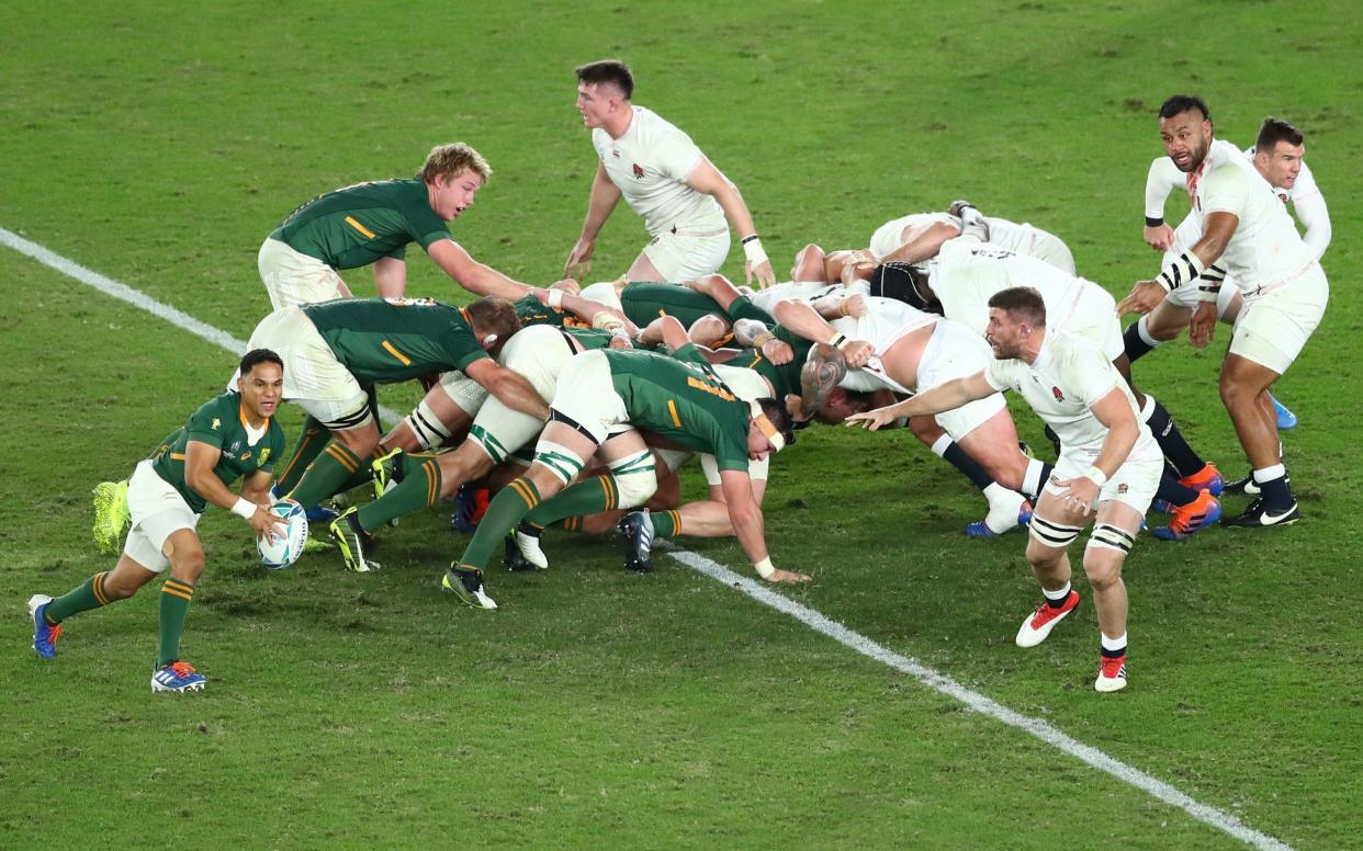 Herschel Jantjies of South Africa looks to pass from the scrum during the Rugby World Cup 2019 Final between England and South Africa - GETTY IMAGES