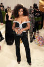 <p>Taraji P. Henson a opté pour une tenue rehaussée de perles, très élégantes (Photo by Dimitrios Kambouris/Getty Images for The Met Museum/Vogue )</p> 