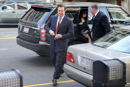 Former Trump campaign manager Paul Manafort arrives for arraignment on a third superseding indictment against him by Special Counsel Robert Mueller on charges of witness tampering, at U.S. District Court in Washington, U.S. June 15, 2018. REUTERS/Jonathan Ernst