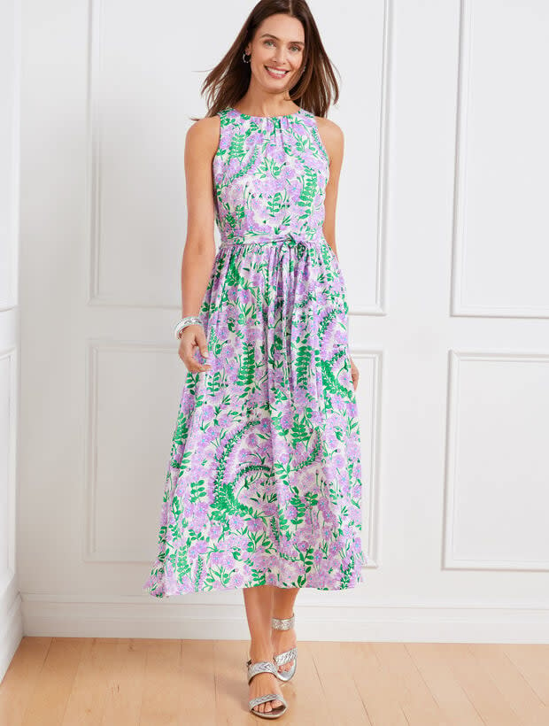 <p><a href="https://go.redirectingat.com?id=74968X1596630&url=https%3A%2F%2Fwww.talbots.com%2Ffit-and-flare-dress---climbing-floral%2FP241036127.html&sref=https%3A%2F%2Fwww.thepioneerwoman.com%2Ffashion-style%2Fg35433187%2Fcute-floral-dresses%2F" rel="nofollow noopener" target="_blank" data-ylk="slk:Shop Now;elm:context_link;itc:0;sec:content-canvas" class="link rapid-noclick-resp">Shop Now</a></p><p>Climbing Floral Fit and Flare Dress</p><p>talbots.com</p><p>$169.00</p><span class="copyright">Talbots</span>